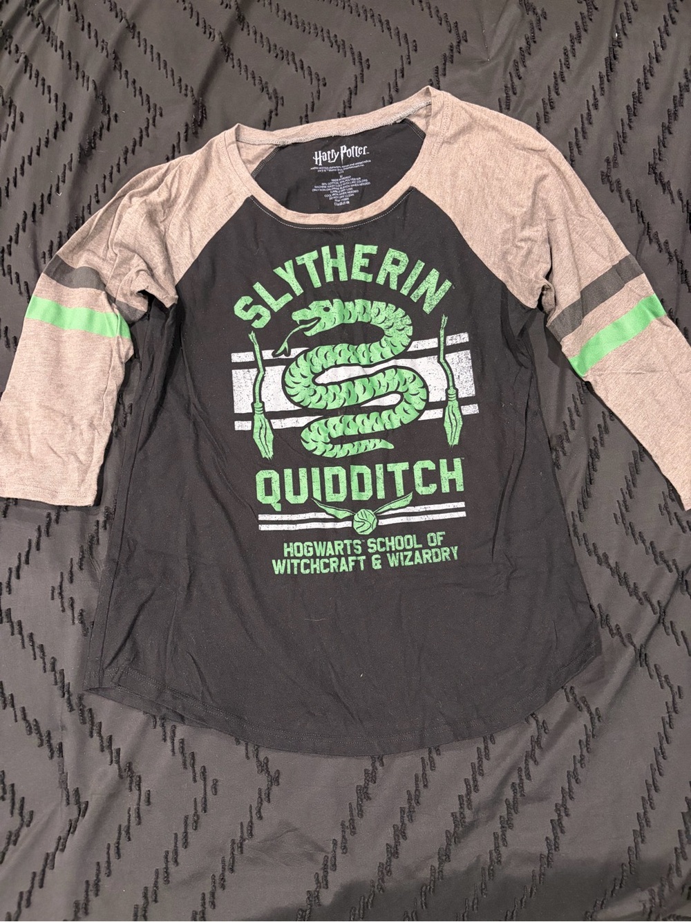 Warner Bros. Slytherin Black & Green Raglan Quidditch Tee